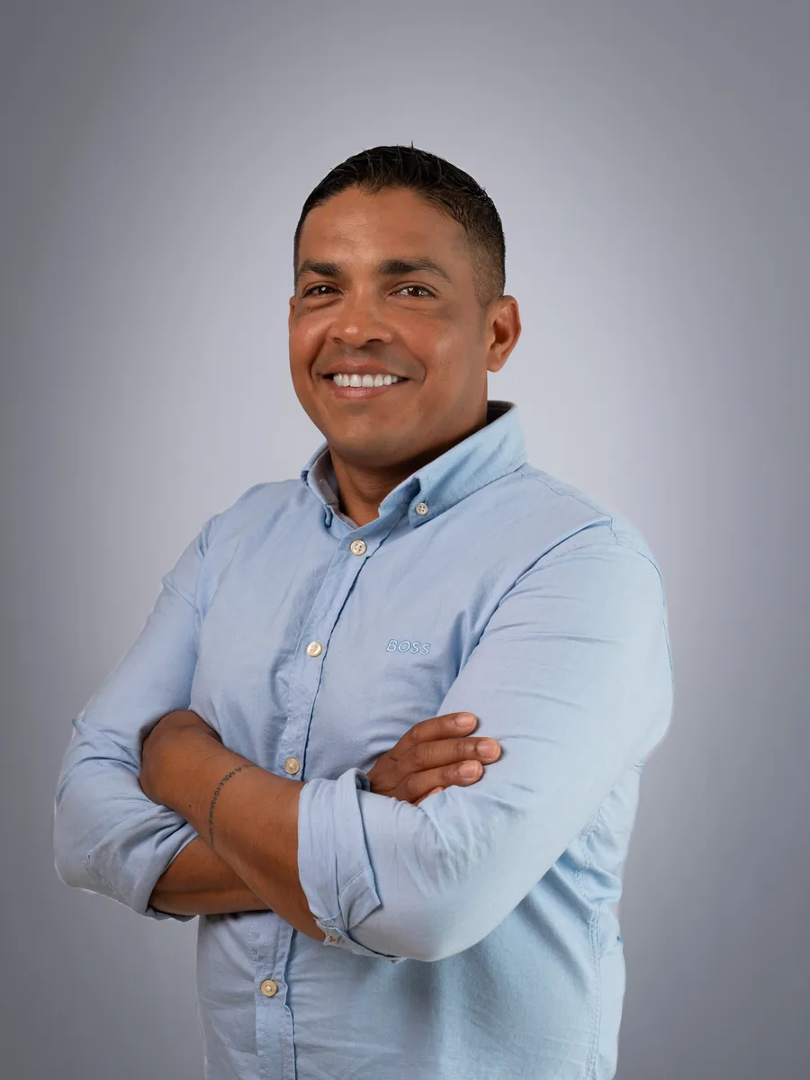 Portrait de Clayton Fontes, directeur général de MDB Breizh